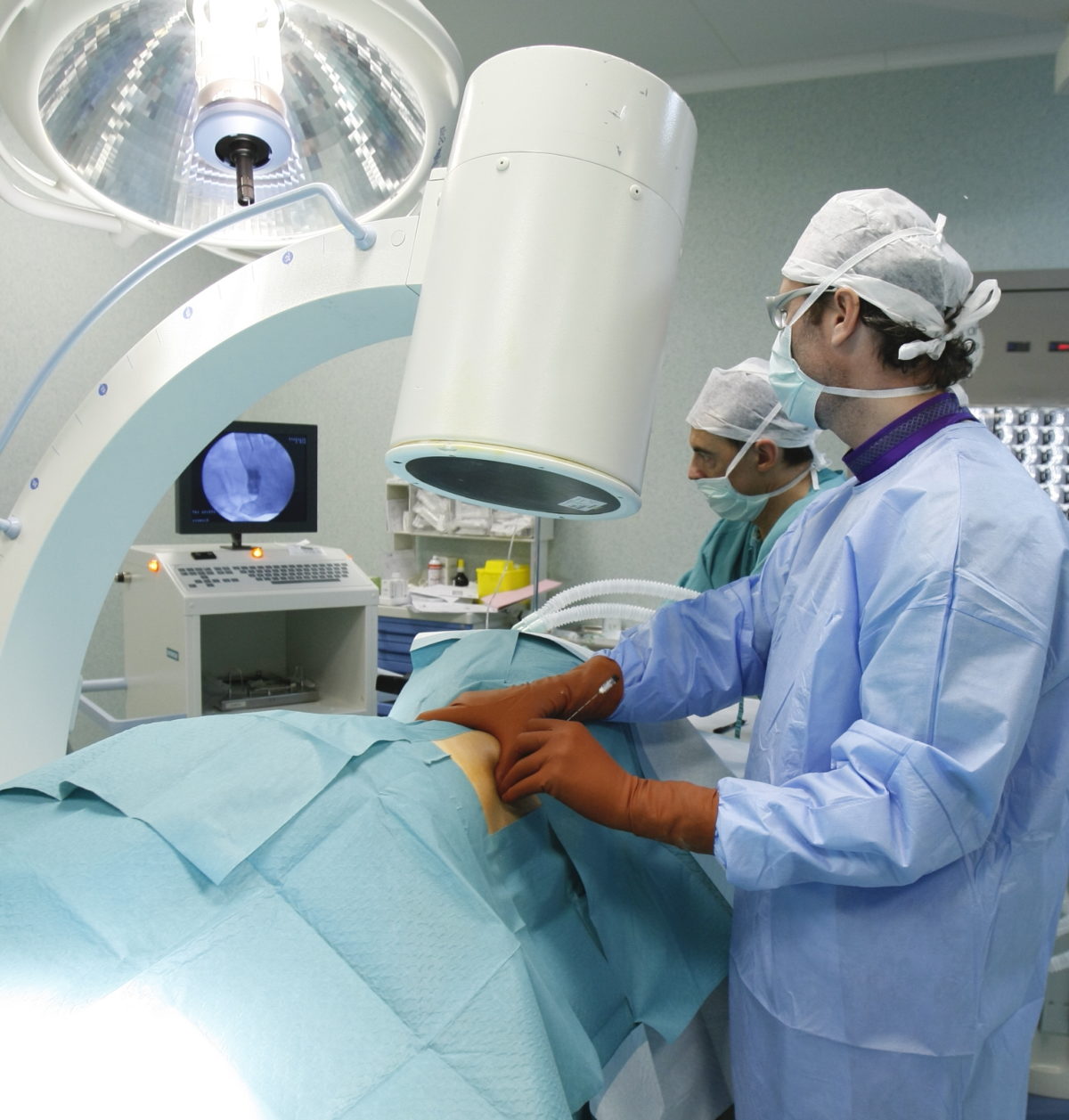 Beneficios de la ozonoterapia para tratar una hernia discal Institut Català d'Ozonoteràpia Beneficios de la ozonoterapia para tratar una hernia discal Institut Català d'Ozonoteràpia